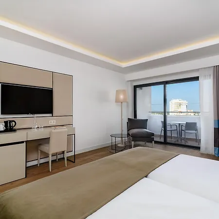 Jupiter ホテル 5*